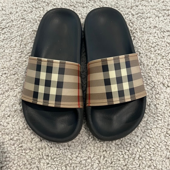 Kids Burberry Slides size 29 11/11.5 US